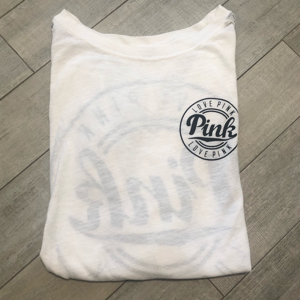 VS PINK tee
